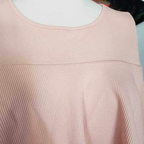 Zara tops never worn - Picture 6 of 6